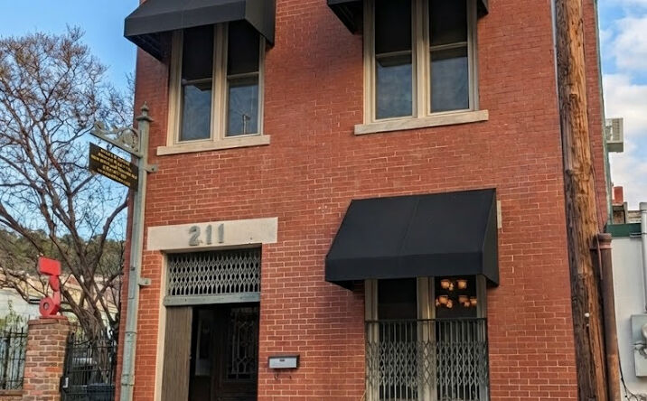 Pictures of Office property located at 211 Exchange St, Hot Springs, AR 71901 for lease - image #1