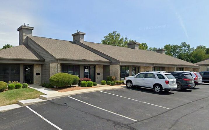 Pictures of Office property located at 7596 Slate Ridge Blvd, Reynoldsburg, OH 43068 for lease - image #1
