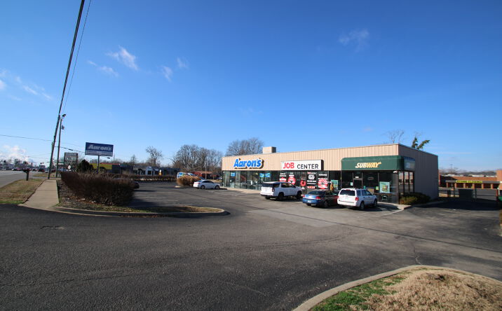 Pictures of Retail property located at 9090 Dixie Hwy, Louisville, KY 40258 for lease - image #1