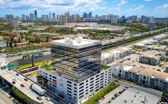 Pictures of Office property located at 20200 W Dixie Hwy, Aventura, FL 33180 for lease - image #1