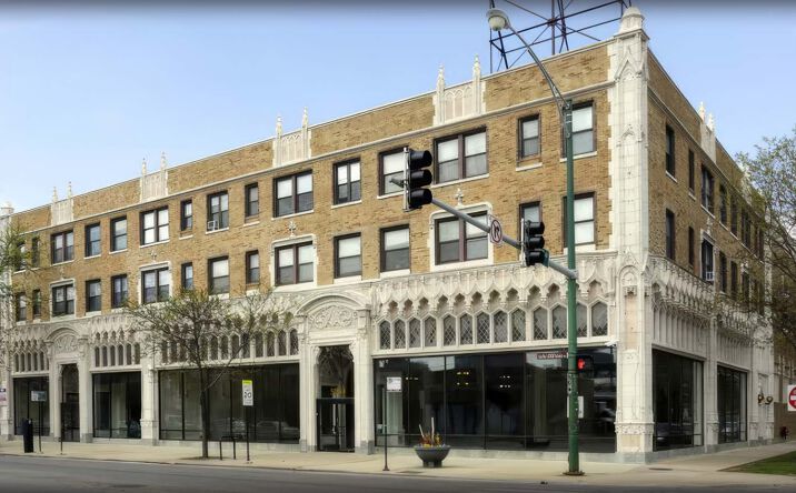 Pictures of Retail, Special Purpose property located at 5948 N Broadway, Chicago, IL 60660 for lease - image #1