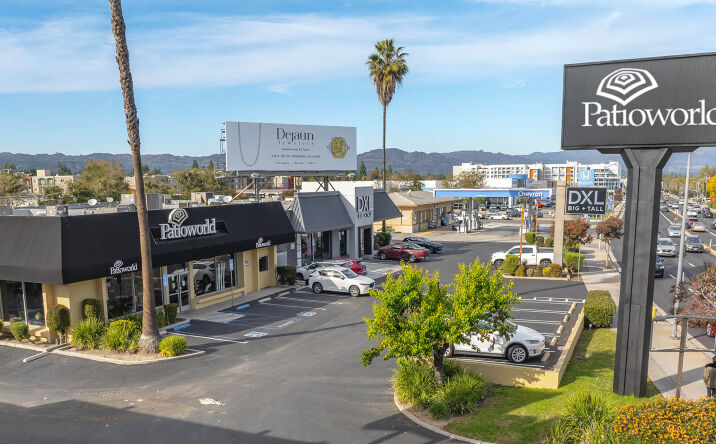 Pictures of Retail property located at 6021 Topanga Canyon Blvd, Los Angeles, CA 91367 for lease - image #1