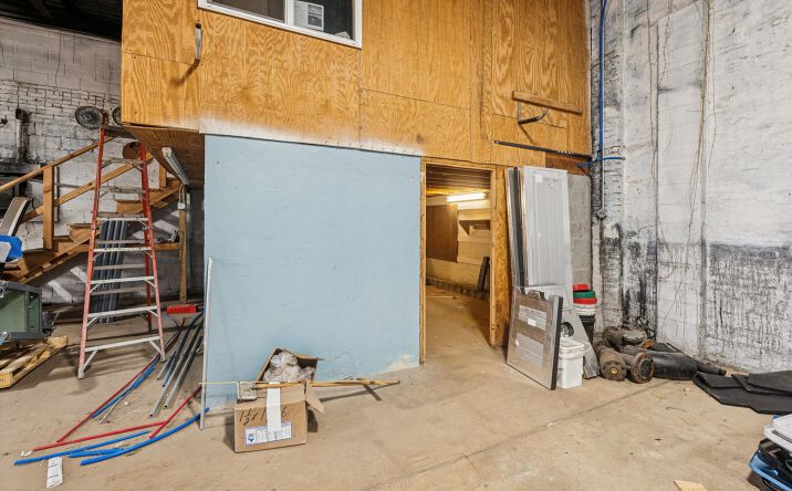Pictures of Industrial property located at 3605 Salmon St, Philadelphia, PA 19134 for lease - image #1