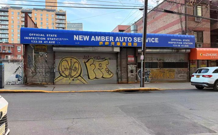Pictures of Industrial property located at 133-38 41 Avenue 1, New York, NY 11355 for lease - image #1