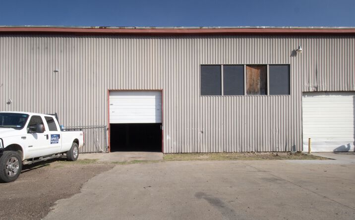 Pictures of Land property located at 2015 Pappas St, Laredo, TX 78041 for lease - image #1