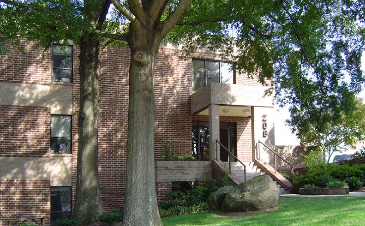 Pictures of Office property located at 208 N Columbia St, Chapel Hill, NC 27514 for lease - image #1