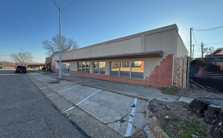 Pictures of Retail, Office property located at 409 Hazel St, Texarkana, AR 71854 for lease - image #1