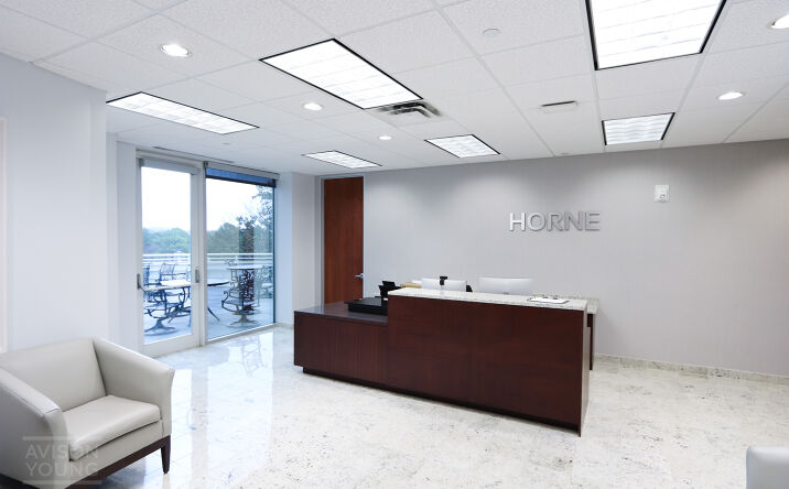 Pictures of Office property located at 775 Ridge Lake Blvd, Memphis, TN 38120 for lease - image #1