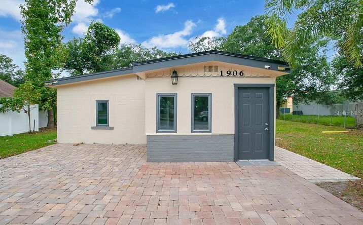 Pictures of Office property located at 1906 Murdock Blvd, Orlando, FL 32825 for lease - image #1
