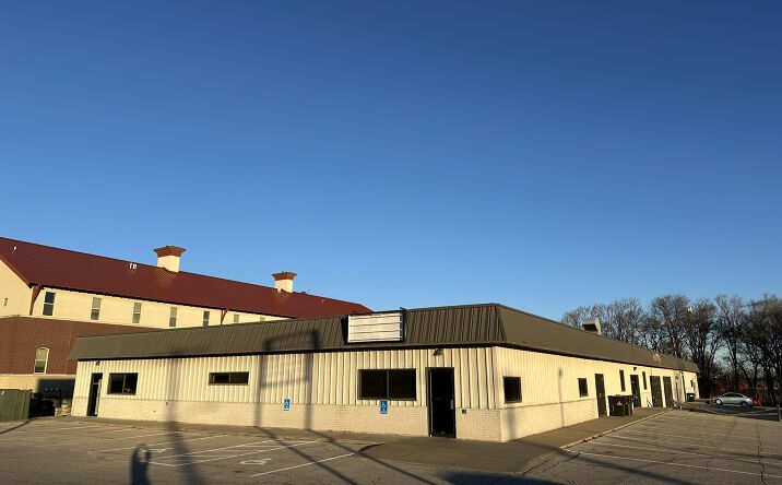 Pictures of Office property located at 4600 W St, Lincoln, NE 68503 for lease - image #1