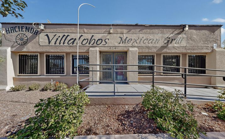 Pictures of Restaurant property located at 424 Isleta Blvd SW, Albuquerque, NM 87105 for lease - image #1