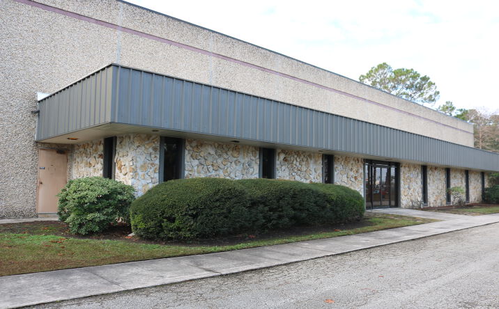 Pictures of Industrial property located at 6400 Youngerman Cir, Jacksonville, FL 32244 for lease - image #1