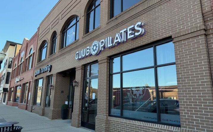Pictures of Office property located at 18 W Burlington Ave, La Grange, IL 60525 for lease - image #1