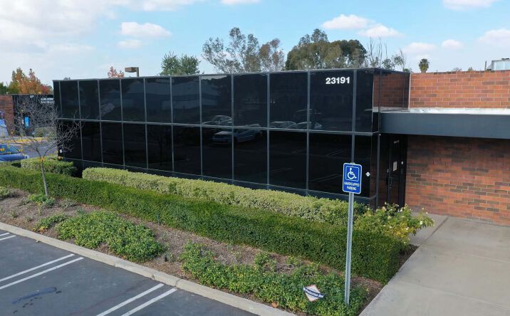 Pictures of Office property located at 23191 La Cadena Dr, Laguna Hills, CA 92653 for lease - image #1