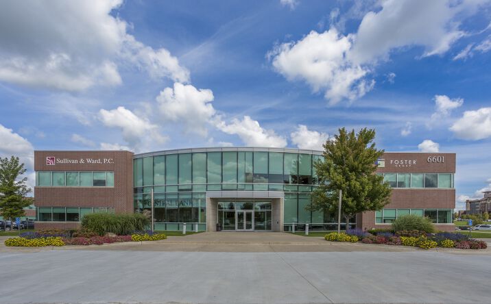 Pictures of Office property located at 6601 Westown Pkwy, West Des Moines, IA 50266 for lease - image #1