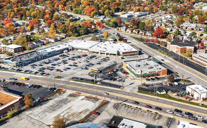 Pictures of Retail property located at 27 Grasso Plaza, Affton, MO 63123 for lease - image #1