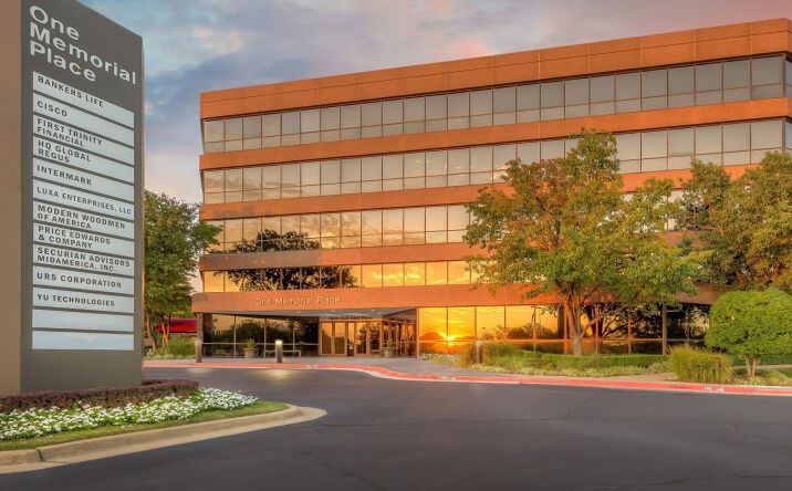 Pictures of Office property located at 7633 E 63rd Pl, Tulsa, OK 74133 for lease - image #1