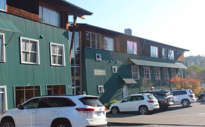 Pictures of Retail property located at 175 Parfitt Way SW, Bainbridge Island, WA 98110 for lease - image #1