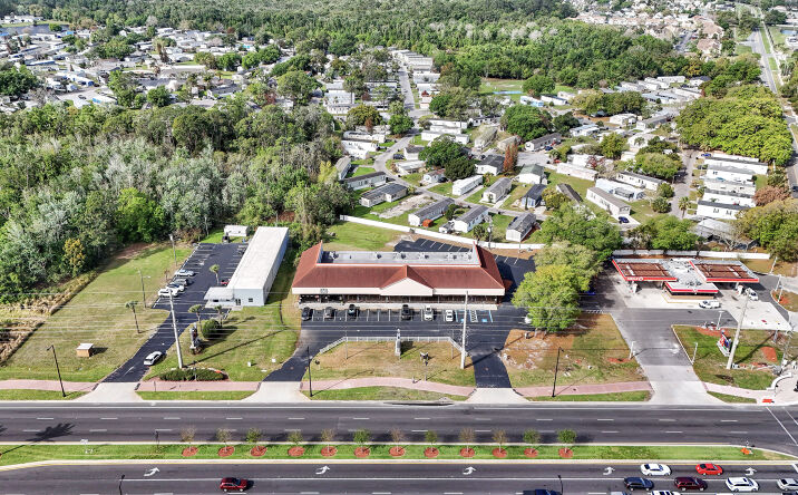 Pictures of Retail property located at 4688 W Irlo Bronson Memorial Hwy, Kissimmee, FL 34746 for lease - image #1