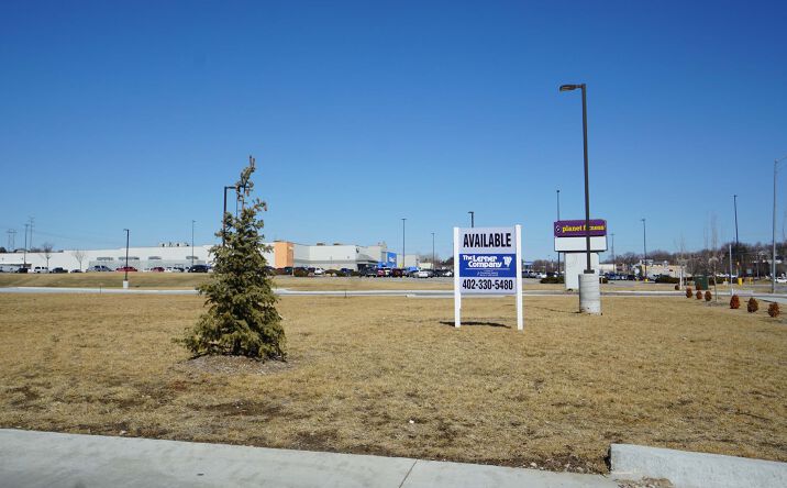 Pictures of Land property located at S 15th & Cornhusker, Bellevue, NE 68123 for lease - image #1