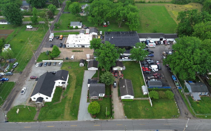 Pictures of Industrial property located at 1257 W Sumner Ave, Indianapolis, IN 46217 for lease - image #1
