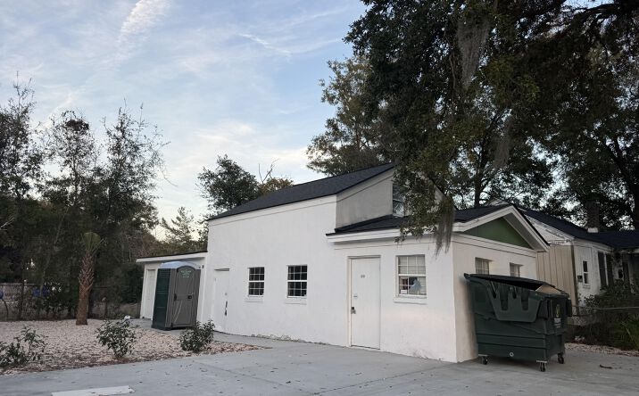Pictures of Office, Retail property located at 2015 Cosgrove Ave Avenue # B, North Charleston, SC 29405 for lease - image #1