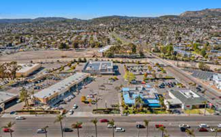 Pictures of Retail property located at 1310-1328 East Valley Parkway, Escondido, CA 92027 for lease - image #1