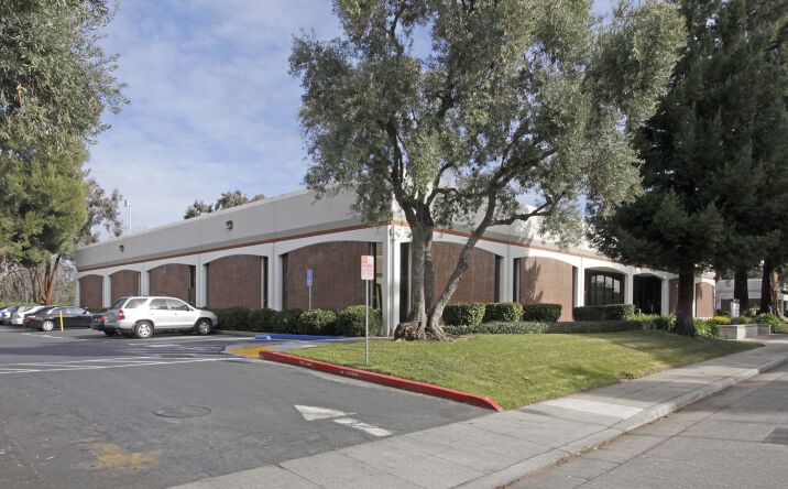 Pictures of Office, Industrial property located at 931-935 Benecia Ave, #935, Sunnyvale, CA 94085 for lease - image #1