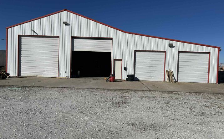 Pictures of Industrial property located at 27251 Ivy Rd, Carl Junction, MO 64834 for lease - image #1