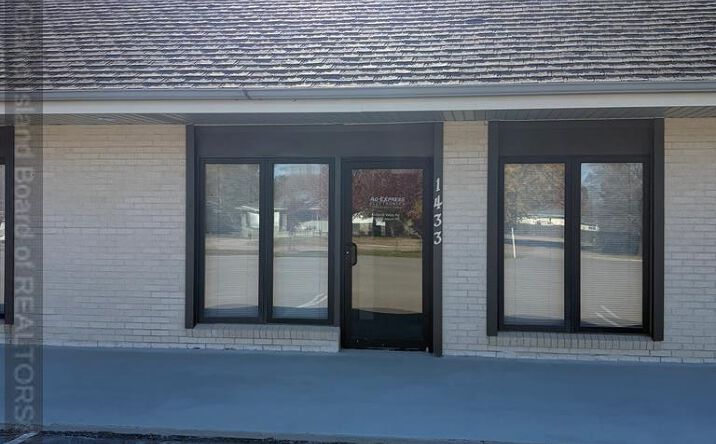 Pictures of Office property located at 1433 N Webb Rd, Grand Island, NE 68803 for lease - image #1