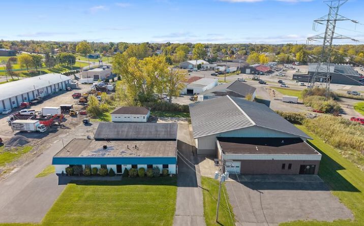 Pictures of Industrial property located at 8125 Thompson Rd, Cicero, NY 13039 for lease - image #1
