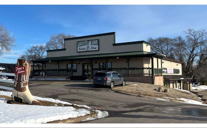 Pictures of Retail property located at 16350 Kenrick Loop Near I-35, Lakeville, MN 55044 for lease - image #1