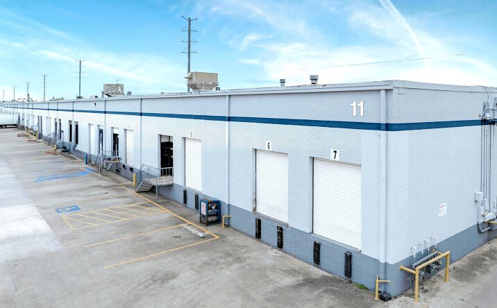 Pictures of Industrial property located at 5716 Business Park, San Antonio, TX 78218 for lease - image #1