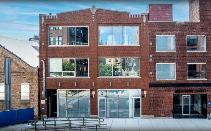 Pictures of Retail, Restaurant property located at 220 N Aberdeen St, Chicago, IL 60607 for lease - image #1