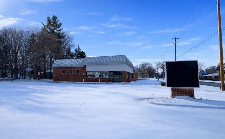Pictures of Retail property located at 109 US-127 BUS, Saint Johns, MI 48879 for lease - image #1