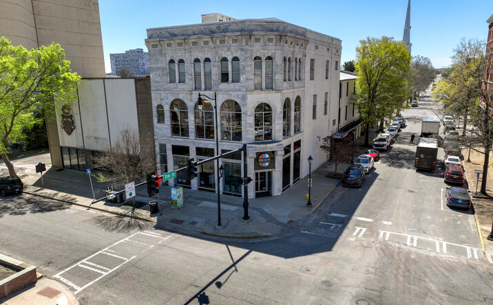 Pictures of Office property located at 668 Broad St, Augusta, GA 30901 for lease - image #1