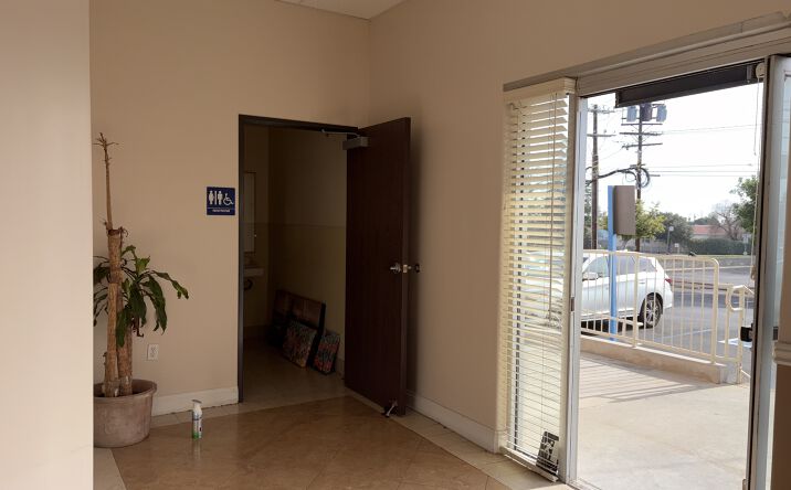 Pictures of Retail, Office property located at 2986 Huntington Dr, San Marino, CA 91108 for lease - image #1