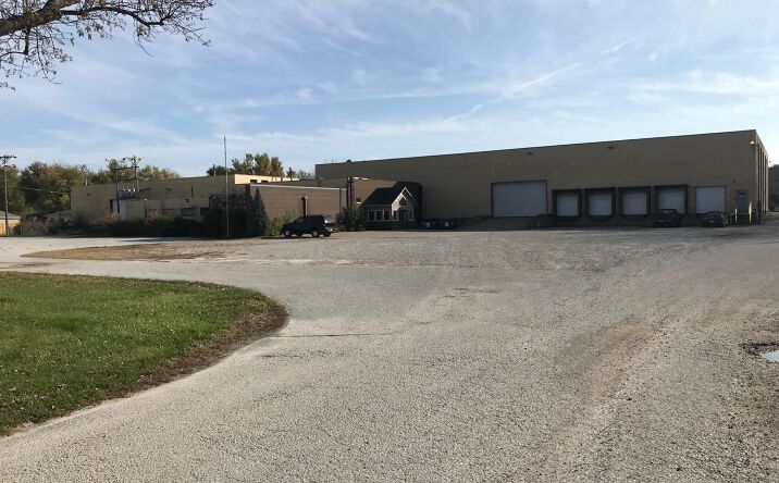 Pictures of Industrial property located at 910 10th Avenue W, Milan, IL 61264 for lease - image #1