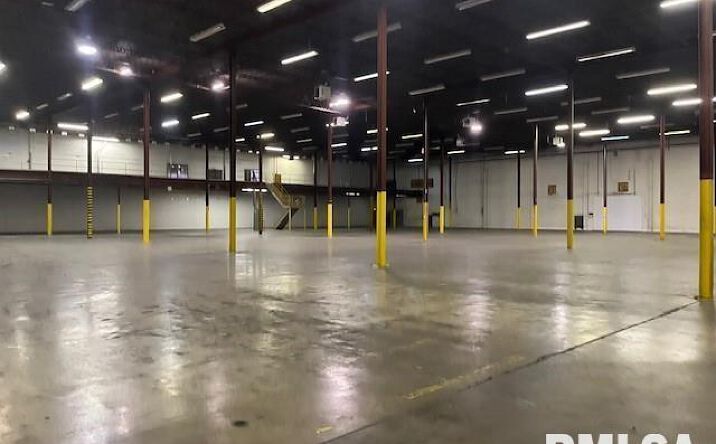 Pictures of Industrial property located at 7800 14TH Street W, Rock Island, IL 61201 for lease - image #1