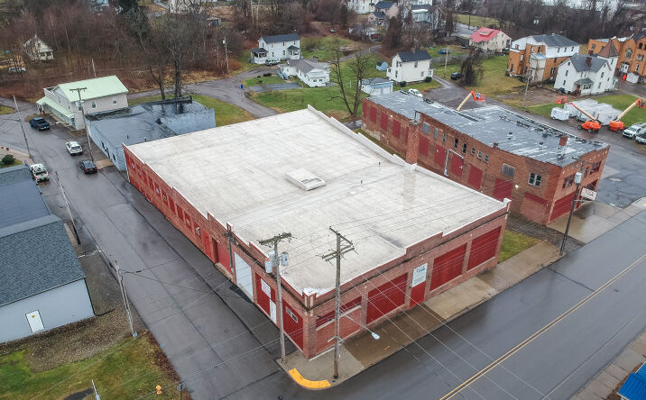 Pictures of Industrial, Special Purpose, Retail property located at 468 E Washington St, New Castle, PA 16101 for lease - image #1
