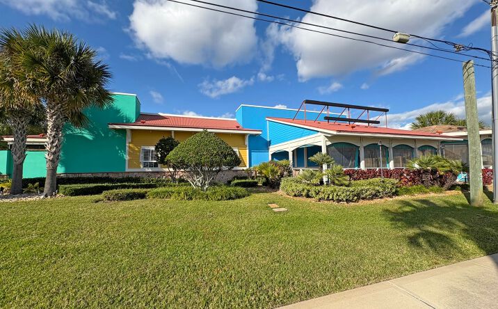 Pictures of Retail property located at 1786 W International Speedway Blvd, Daytona Beach, FL 32114 for lease - image #1