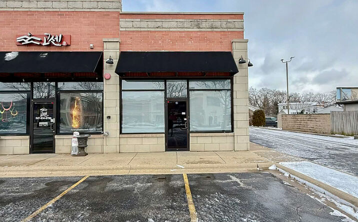 Pictures of Retail property located at 611 Milwaukee Avenue 101, Glenview, IL 60025 for lease - image #1
