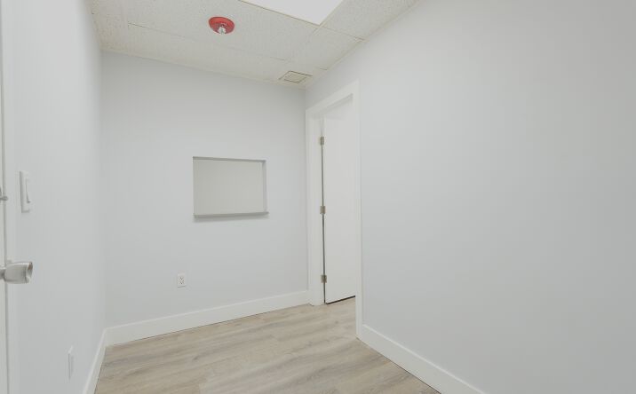 Pictures of Office property located at 1330 SW 22nd St, Miami, FL 33145 for lease - image #1