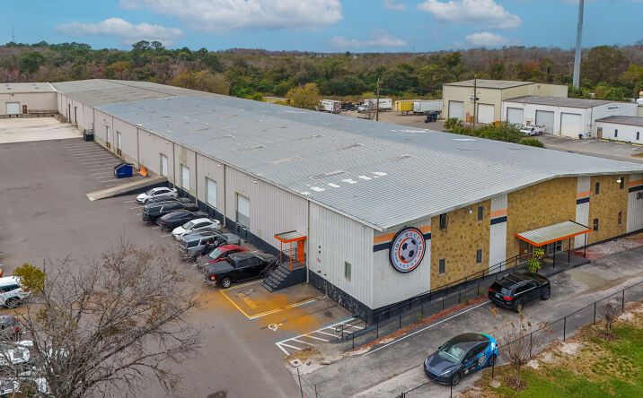 Pictures of Industrial property located at 366 W Taft Vineland Rd, Orlando, FL 32824 for lease - image #1