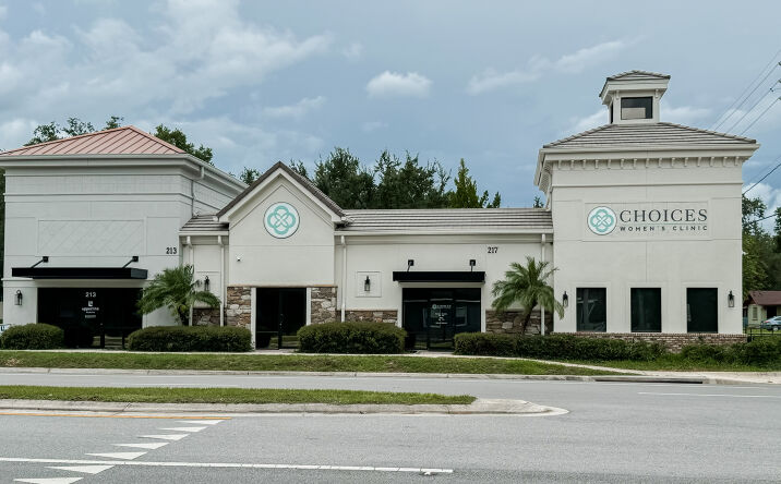 Pictures of Office property located at 213 E Oak St, Kissimmee, FL 34744 for lease - image #1