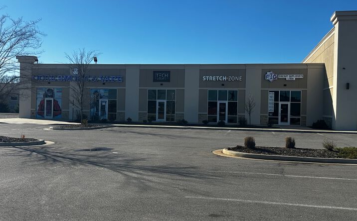 Pictures of Retail property located at Glenn St SW, Decatur, AL 35603 for lease - image #1
