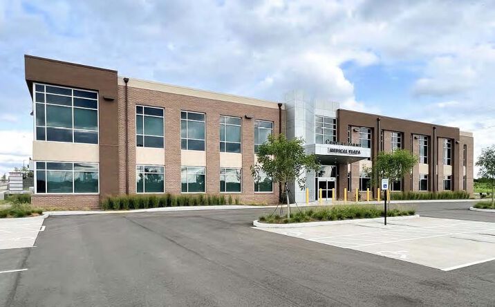 Pictures of Retail, Office property located at 16223 Shelbyville Rd, Louisville, KY 40245 for lease - image #1