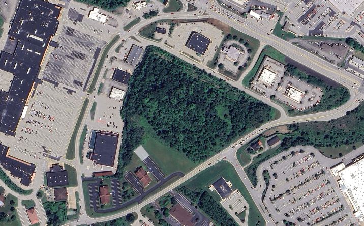 Pictures of Retail property located at Barnes Lake Rd & Mills Dr, Irwin, PA 15642 for lease - image #1