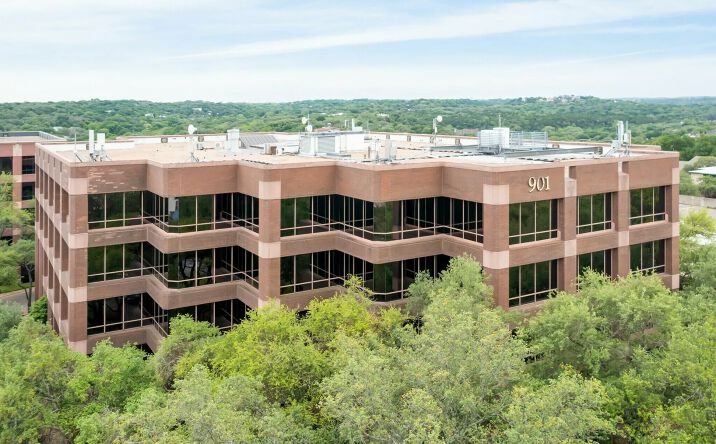 Pictures of Office property located at 901 S MoPac Expy, Austin, TX 78746 for lease - image #1