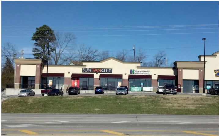Pictures of Retail, Office property located at 1661 KY-192, London, KY 40741 for lease - image #1